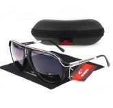 Óculos Carrera Black excente para o Verão Muito lindo